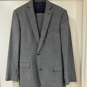 42L gray suit - RED Saks Fifth Avenue - great condition
